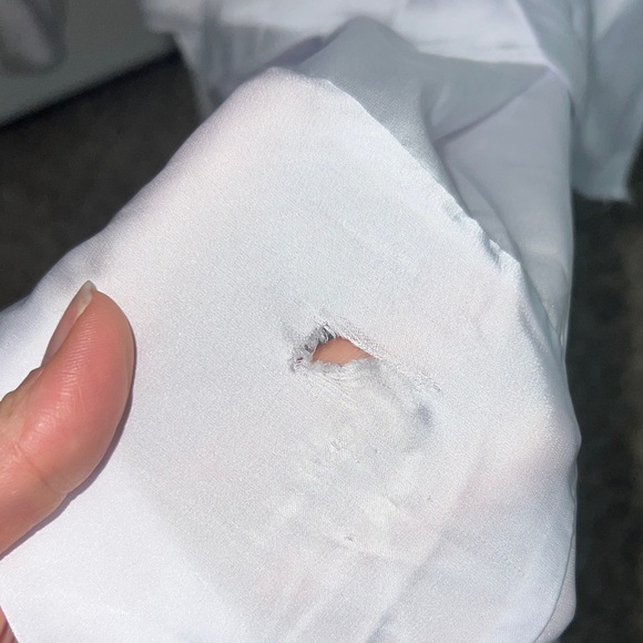 Petal & Pup Beautiful Annalise Ruffle Satin Dress White Maxi Dress Sz 4! - Picture 14 of 14